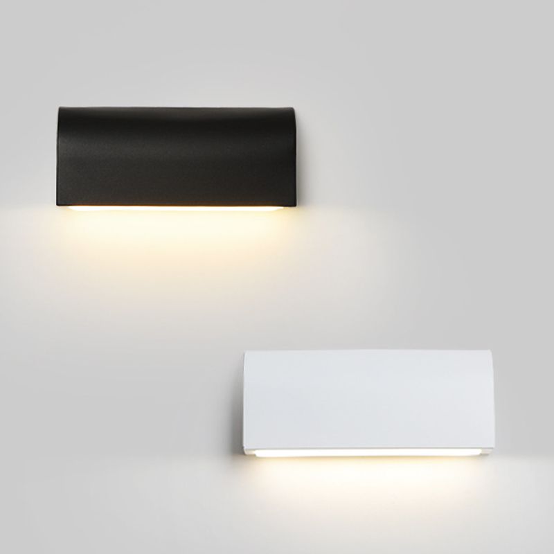 Single Modern Black/White Wall Mounted Sconce Metal LED Wall Light