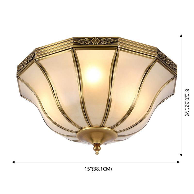 Traditionelle, schattierte, schattierte Flush-Montage-Leuchte Glas Flush Deckenleuchte in Brass
