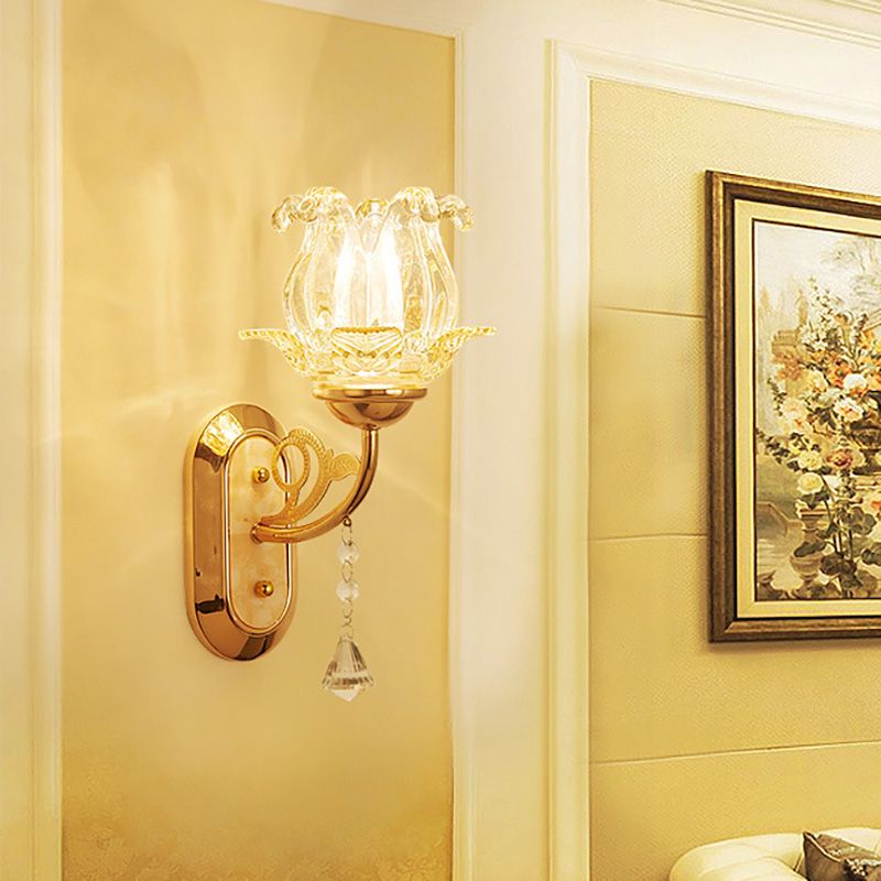 1/2-Bulb Bedside Wall Sconce Lamp Vintage Style Golden Wall Light with Flower Amber Glass Shade and Pull Chain