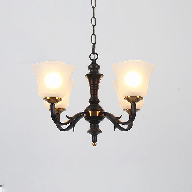 3/4/6 Bulbes de chambre à coucher Plafond lustre rétro Éclairage de pendentif noir avec une teinte en verre givré de cloche laiteuse