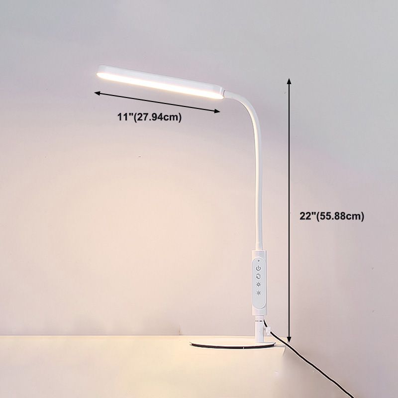 Lampe de table linéaire lampe moderne en métal.