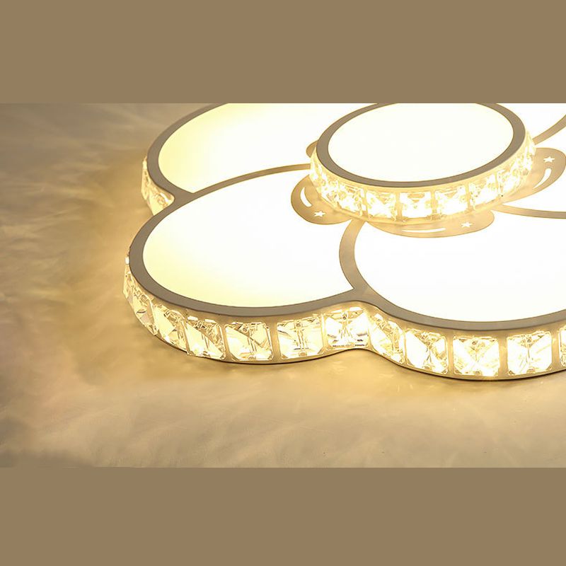 Crystal Floral Flush Mount Lighting Modern Style LED White Flush Mount Ceiling Fixture