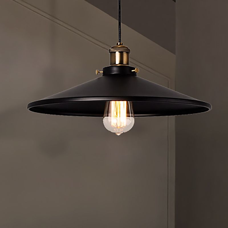 Loft Stylish Saucer Pendant Ceiling Light 8.5"/10" Diameter 1 Head Metallic Hanging Lamp in Black for Foyer