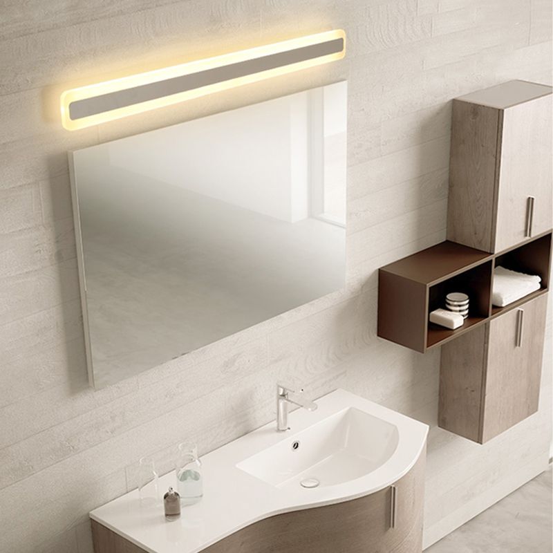 Metal Linear Shade Wall Sconce Modern Style 1-Light Mirror Wall Lighting Fixture in White