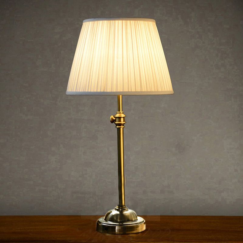 Table ombre d'empire blanc Light moderne lampe de chevet de tissu plissé moderne avec conception réglable en hauteur