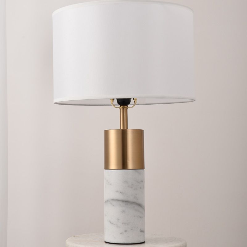 Tambre de la mesita de noche Babez 1 cabezal lámpara de soporte de noche posmoderna con pedestal de mármol en negro/blanco/gris