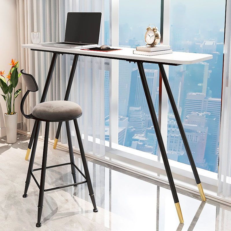 Mesa de barra de black metal de estilo industrial Mesa interior del rectángulo de mármol con 4 patas