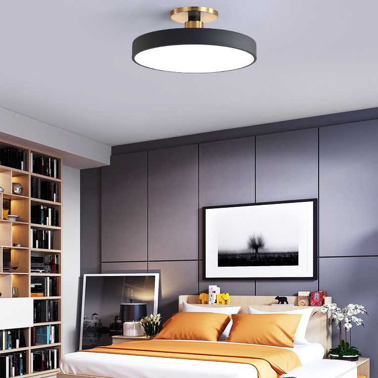 Metalen 1-lichts semi-inbouwlamp Moderne stijl cilinder semi-inbouwplafondverlichting