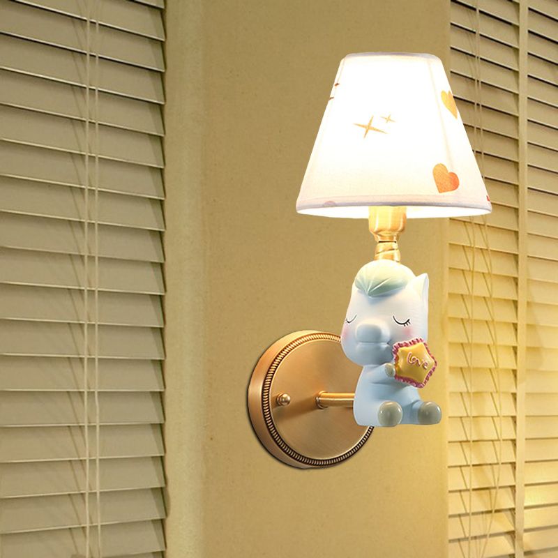 Niños Cartoon Pony Metal Lighting de pared de pared de una sola iluminación de apliques para dormitorio en rosa/azul