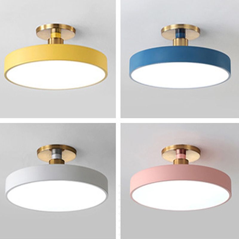 Lámpara de techo semi empotrada con cilindro de estilo moderno, 1 luz de metal, montaje semi empotrado