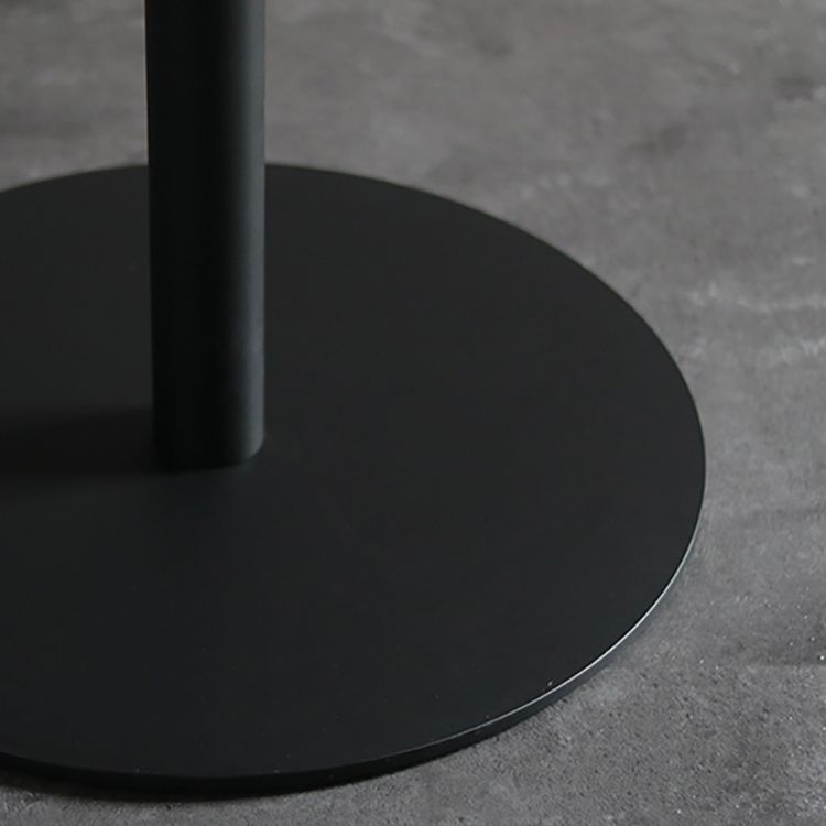 Modern Artificial Wood Table Round Dining Table with Metal Pedestal Base for Restaurant