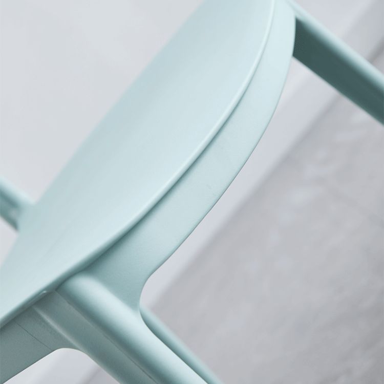 Silla lateral de plástico moderna Silla de comedor con respaldo sólido para restaurante