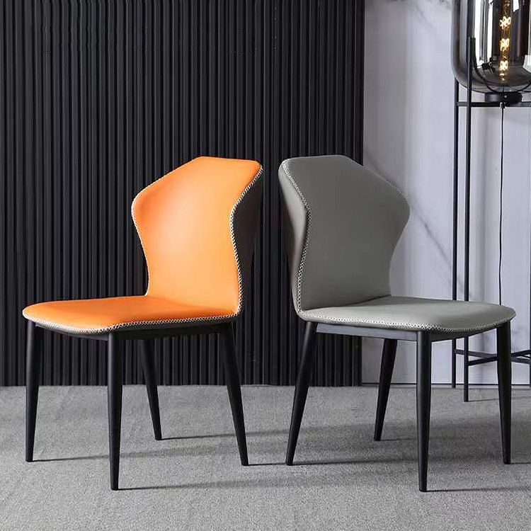 Sillas auxiliares Wingback Parsons estilo moderno Sillas de comedor de cuero (juego de 2)