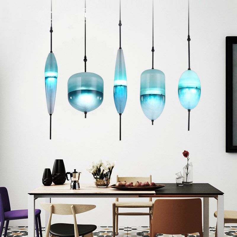 Lampe de suspension en verre de forme ovale créative moderne la lumière suspendue à 1 lumière pour salle à manger