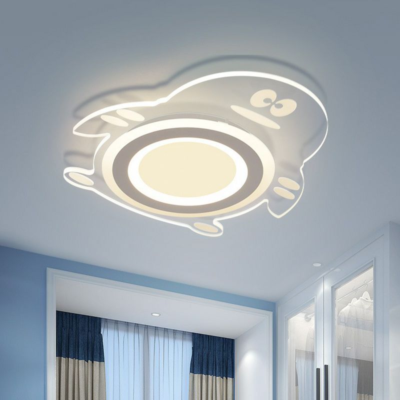 Cartoon Penguin LED Flush Mount Light Acrylique Bedroom Flush Mount Ceiling Light in Clear