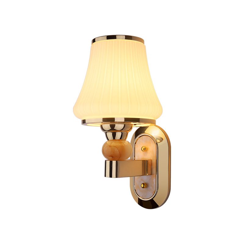 Metal Geometric Wall Light Modern 1 Light Wall Sconce with Glass for Living Room