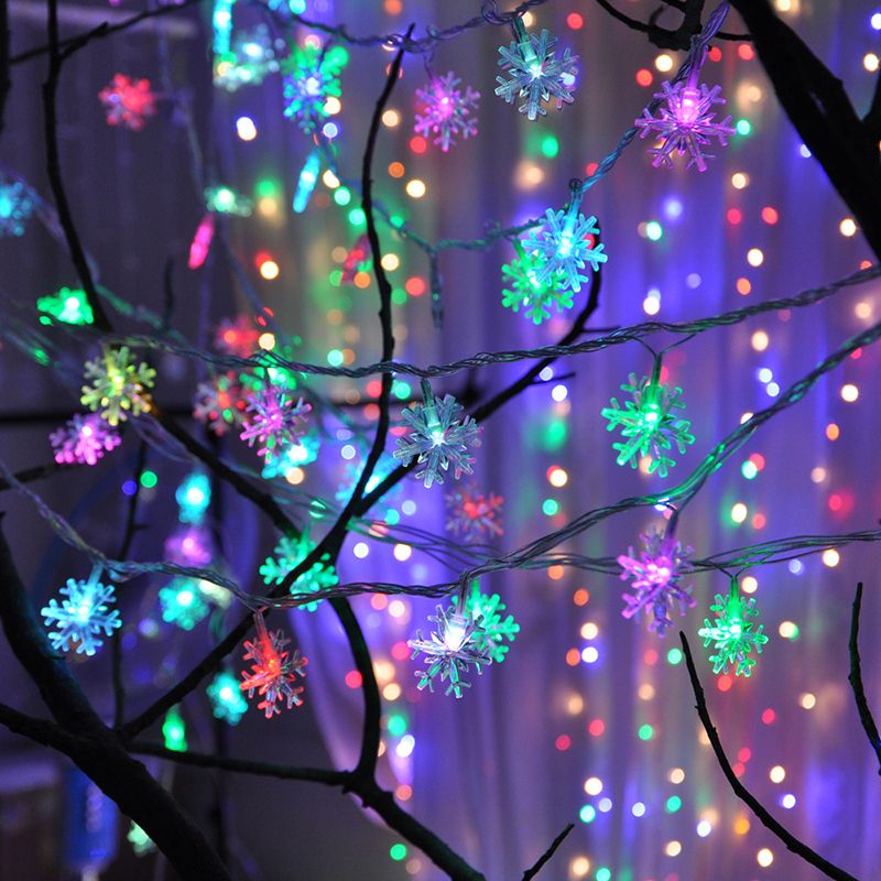 Battery Powered Snowflake LED String Light Decorative Plastic Festive Light for Indoor