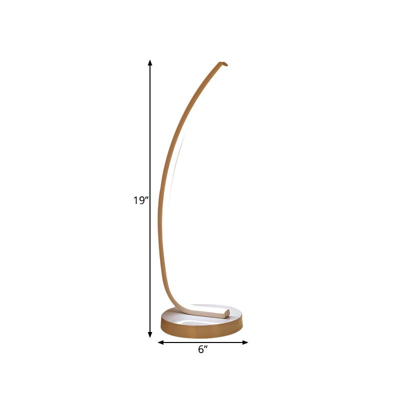 Bend lineaire slaapkamer nachtlamp Metallic LED modernisme tafellicht in zwart/wit voor studieruimte