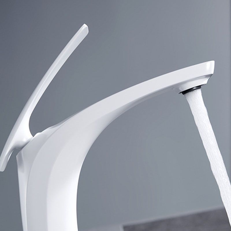 Modern Copper Vessel Faucet Lever Handles Low Arc Vessel Faucet for Bathroom