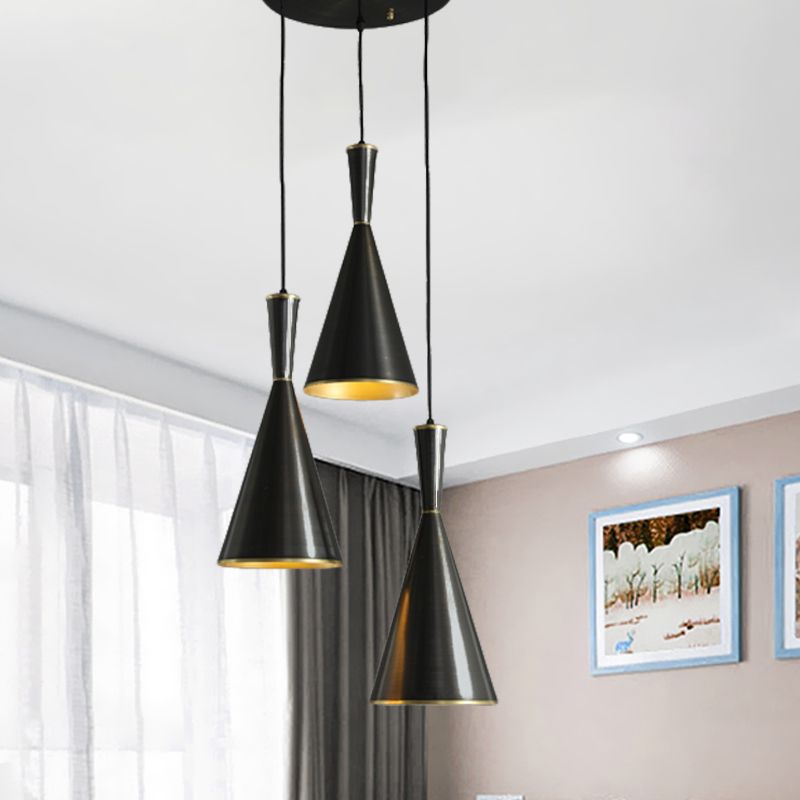 Black / Gol Finish Cluster Horn Pendant Metal Metal Antiquised 3 LICTES LAVINE PROSITIQUE AVEC AVEC CAUTE ROND / LINÉAR