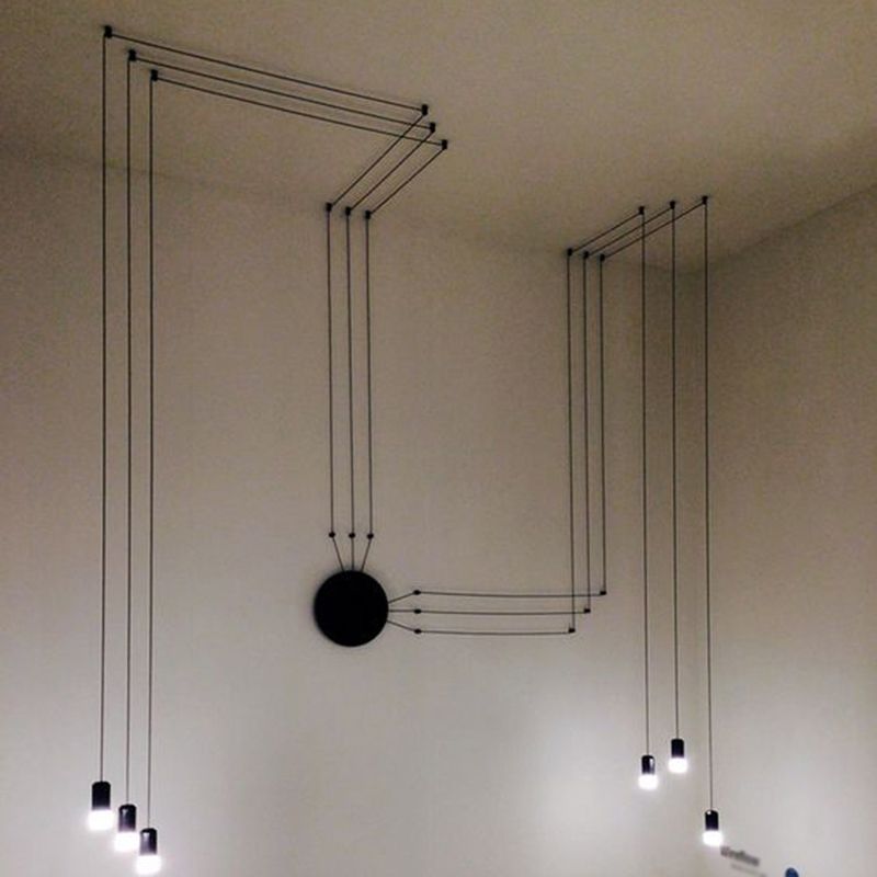 Lampada a sospensione lineare nera Lampada di sospensione a LED in metallo minimalista creativo