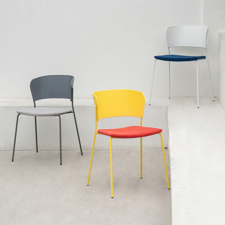 Sillas de comedor contemporáneas, sillas laterales sin brazos con patas de metal para cocina