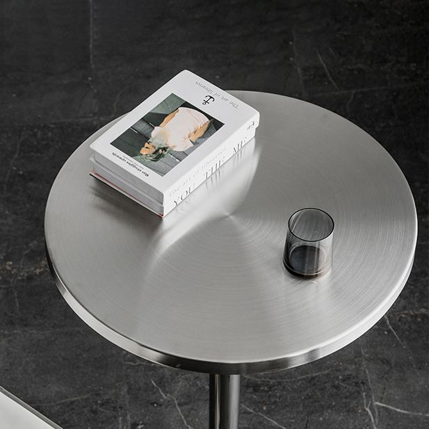 Industrial Round Bar Counter Table Metal Dining Table for Kitchen