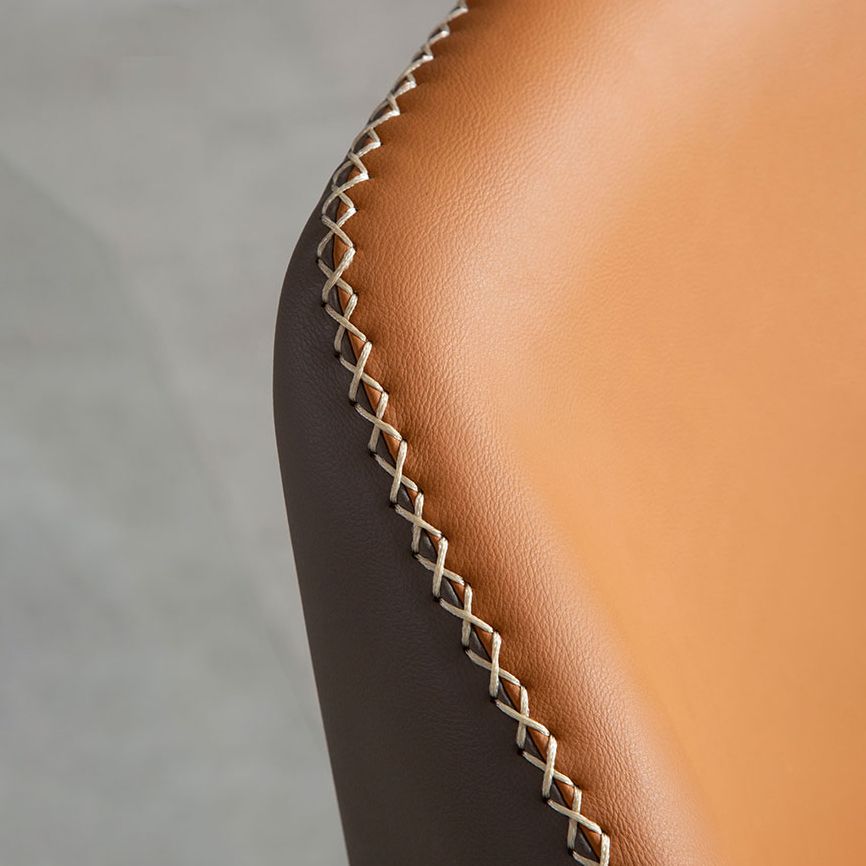 Sedia per sala da pranzo contemporanea in metallo sedia a wingback della finitura metallica