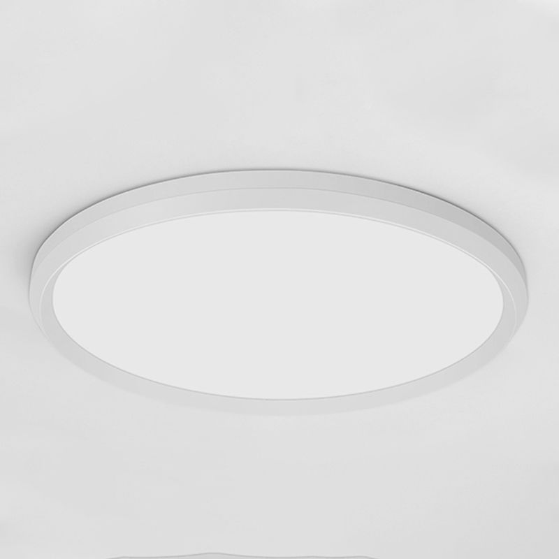 Plafonnier LED concis et moderne, montage circulaire en aluminium avec abat-jour en acrylique