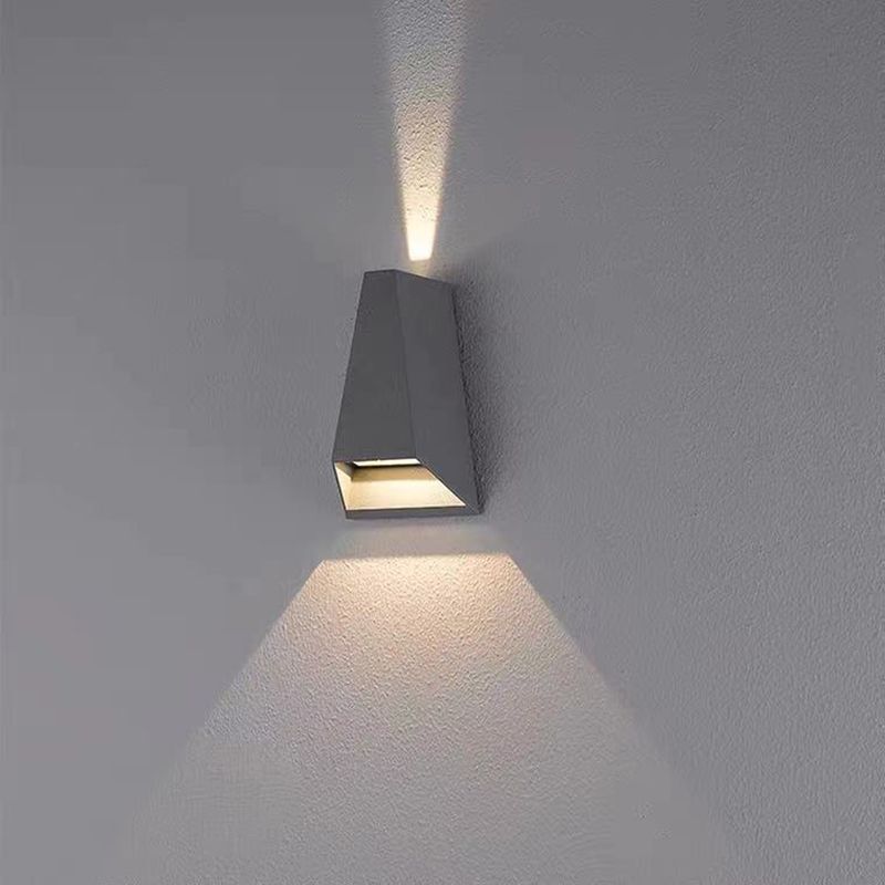 Moderno Minimalista Geométrico Geométrico ARRIBA LED MALA MEAL METAL 2 luces de luces 2 luces