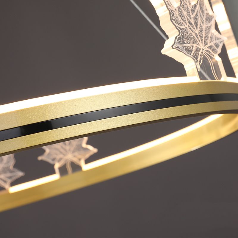 Lustres modernes en forme ronde lumineuses en métal 8 lustres d'éclairage clair léger