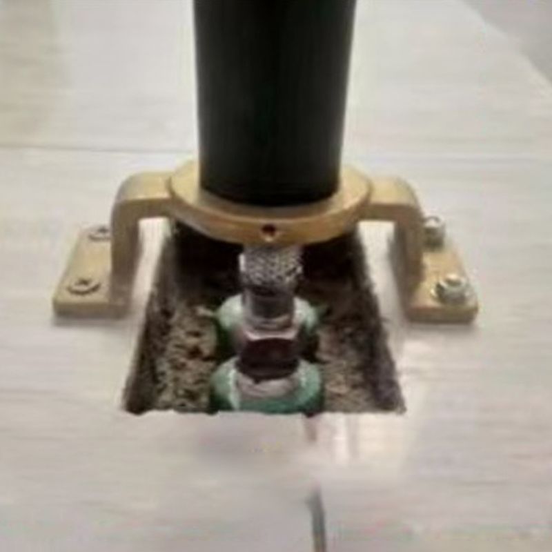 Floor Mounted Metal Freestanding Tub Filler Rotatable Freestanding Bathtub Faucet