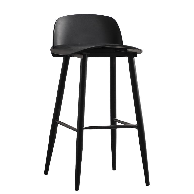 Taburete de bar de estilo industrial, asiento de PP, taburete con patas de metal para barra de cocina