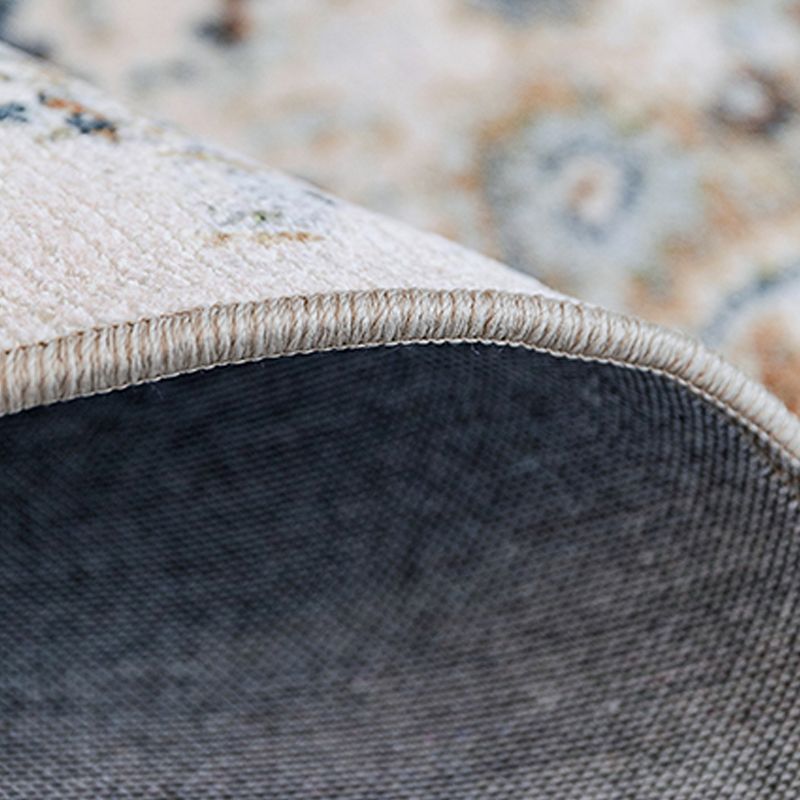 Rijstwit Traditioneel vloerkleedvlekken Plant Plant Non-Slip Backing Rug voor woonkamer