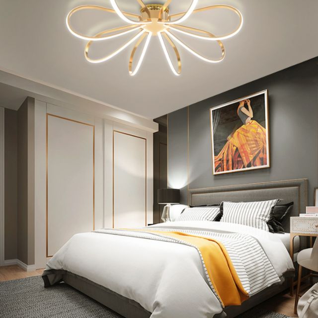 Petal Acrylic Flush Mount Ceiling Light Modern LED Gold Flush Ceiling Light Fixture