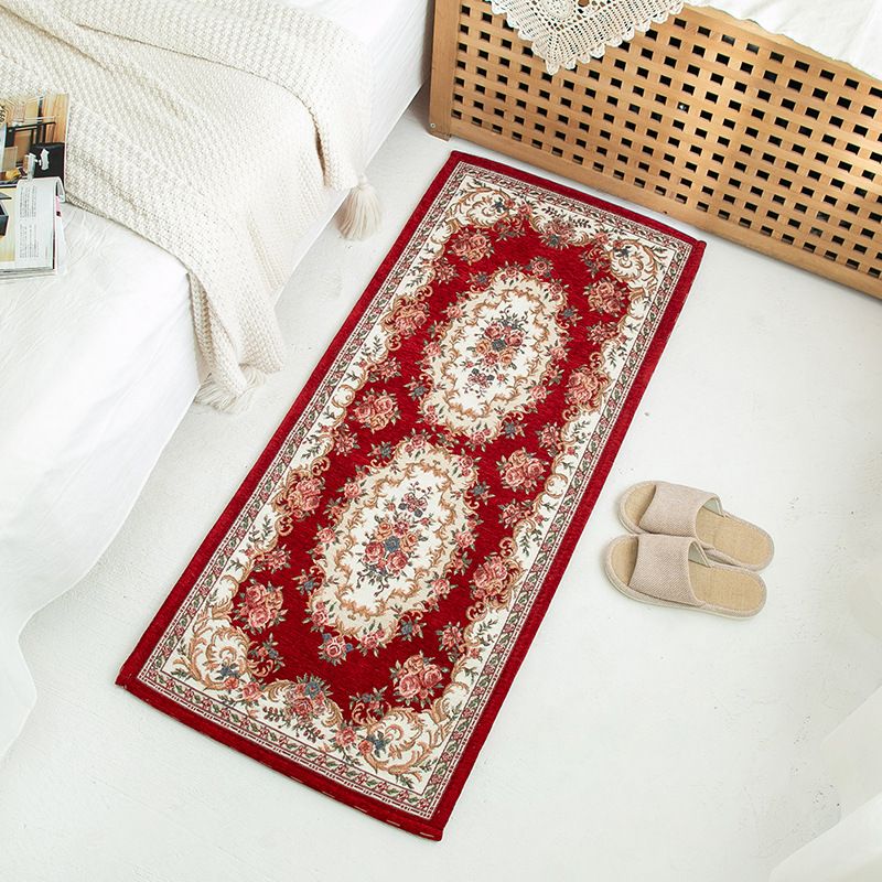 Apricot Medallion Pattern Rug European Polyester Area Rug Non-Slip Backing Carpet for Bedroom