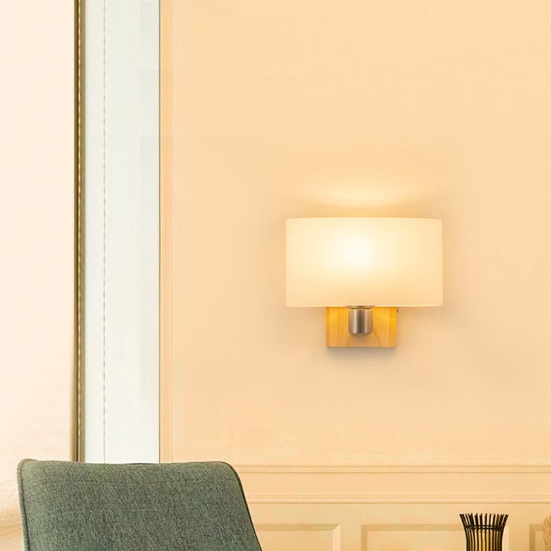 Lámpara de pared rectangular de madera en simplicidad moderna Luz de pared de hierro forjado con sombra de vidrio blanco