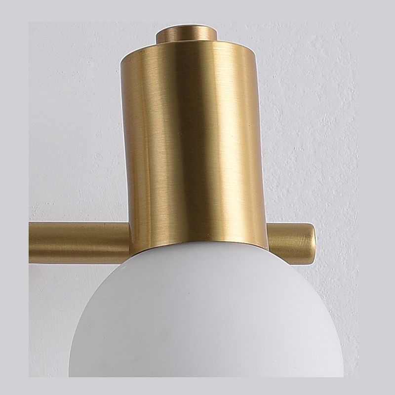Mirador de cobre nórdico Luz delantera de 3 cabezas Vidrio lechoso Luz LED de tres colores para el baño