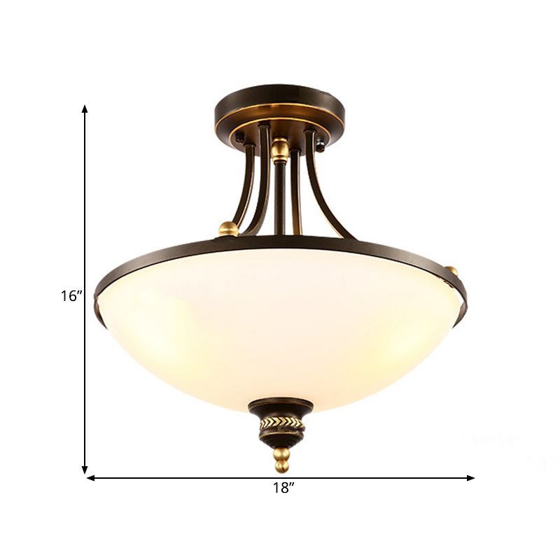 Lampe de plafond de dôme moderne 3 lumières Opal Glass Semi Flush Mount Lightture en noir pour chambre à coucher