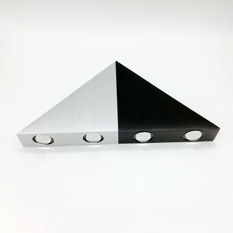 Lampade a parete triangolare in stile minimalista moderno in metallo a 5 luci lampade a parete in finitura nera