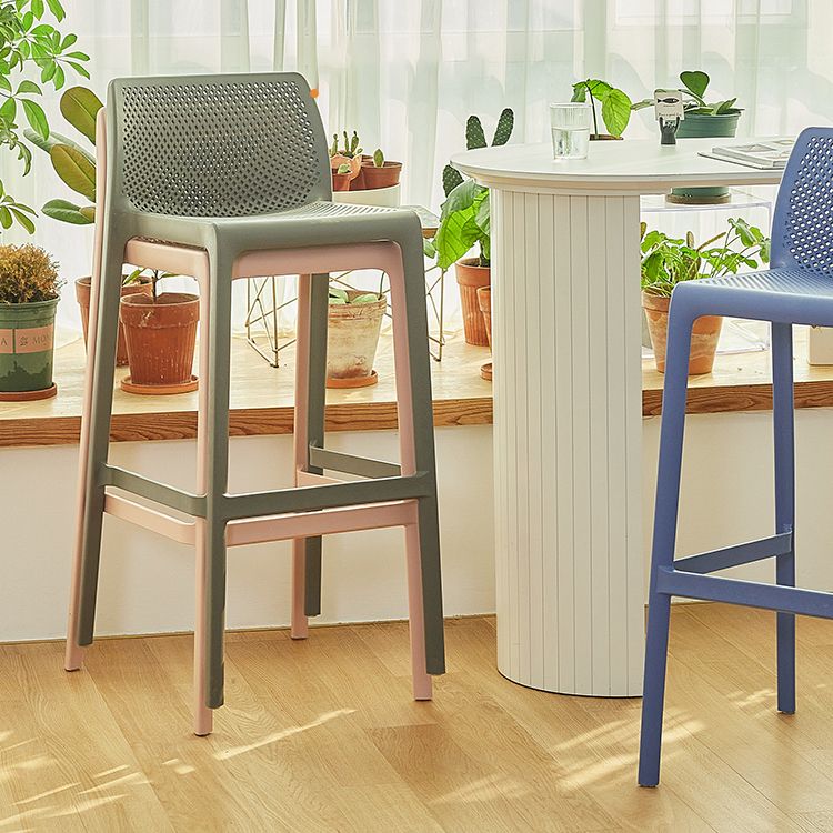 Modern Backrest Armless Counter Stool Plastic Hollowed Cafe Bar Stool with 4 Legs