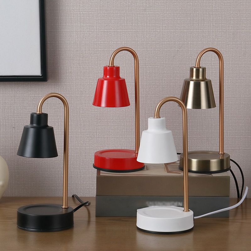 Lampe de table en métal nordique simple aromathérapie fondant la lampe de bureau de cire pour chambre à coucher