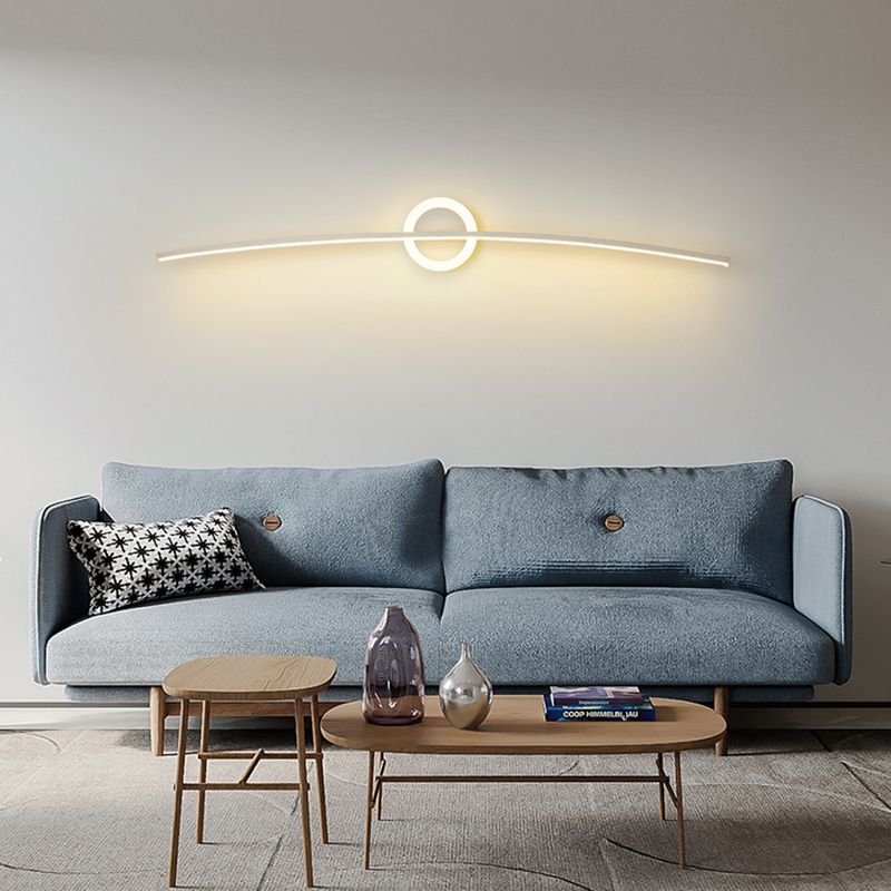 Linear Shade Metal Wall Sconce Modern Style Single Light Wall Mount Light in White