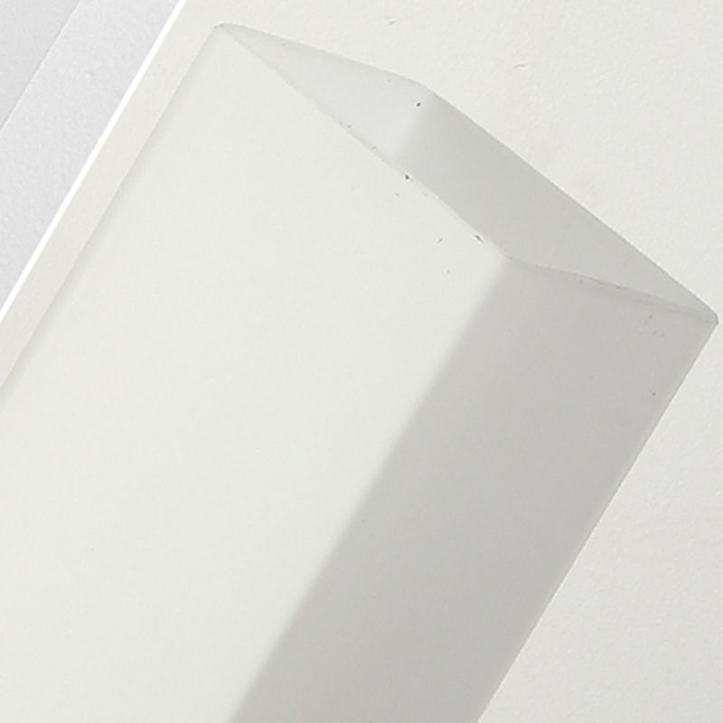 Modern Simple Style Retangular Shade Wall Sconce Metal and Glass 1 Light Sconces in Black Finish