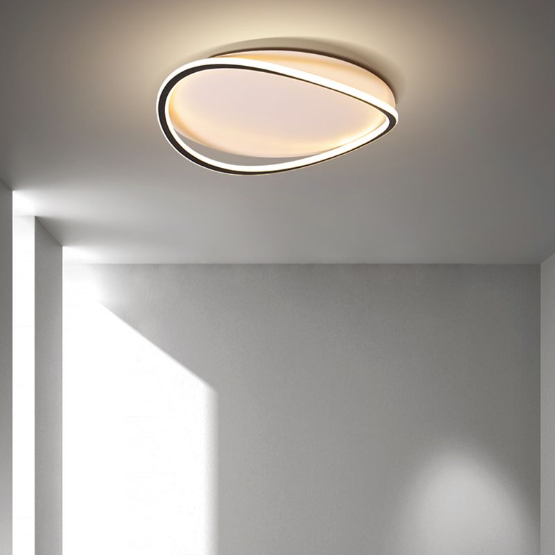 Minimalism Metal LED Flush Mount 1-Light Geometric Ceiling Mounted Light for Bedroom