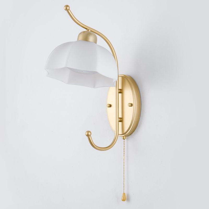 Metal Modern Wall Sconce Flower Shape Wall Light with Glass Shade for Bedroom in Gold