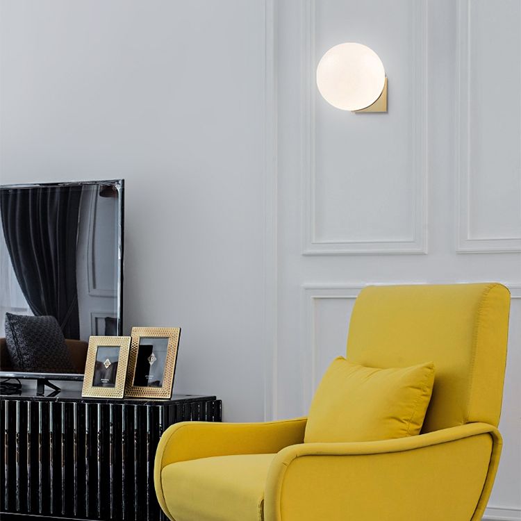 Contemporary Wall Mounted Light Fixture Sphere Wall Mounted Lamp with Glass Shade