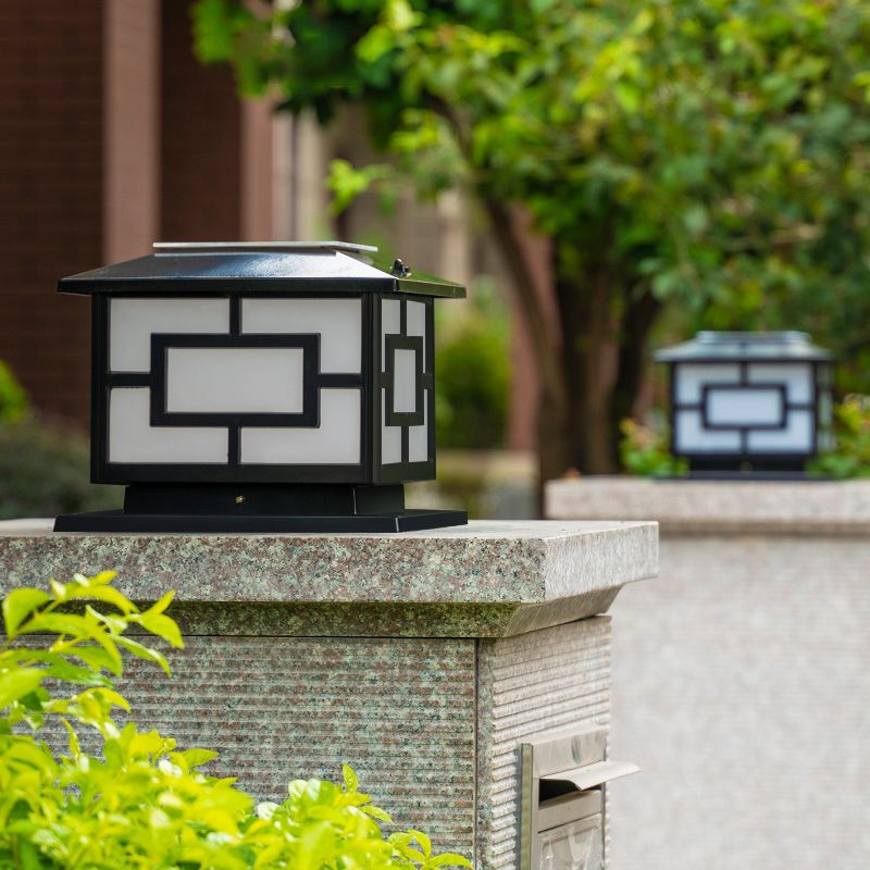 Modern Pillar Lighting Fixture Minimalist LED Solar Lamp for Backyard