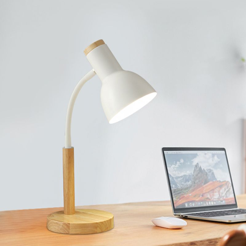 Lampe de table de nuit en métal en forme
