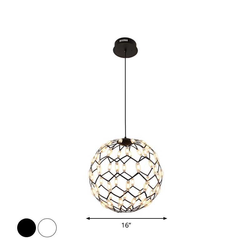 Design Hollow Metal Globe Chandelier LED contemporain lampe de suspension en noir / blanc